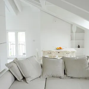 https://corti-di-villa-dadda.italymilanhotels.net